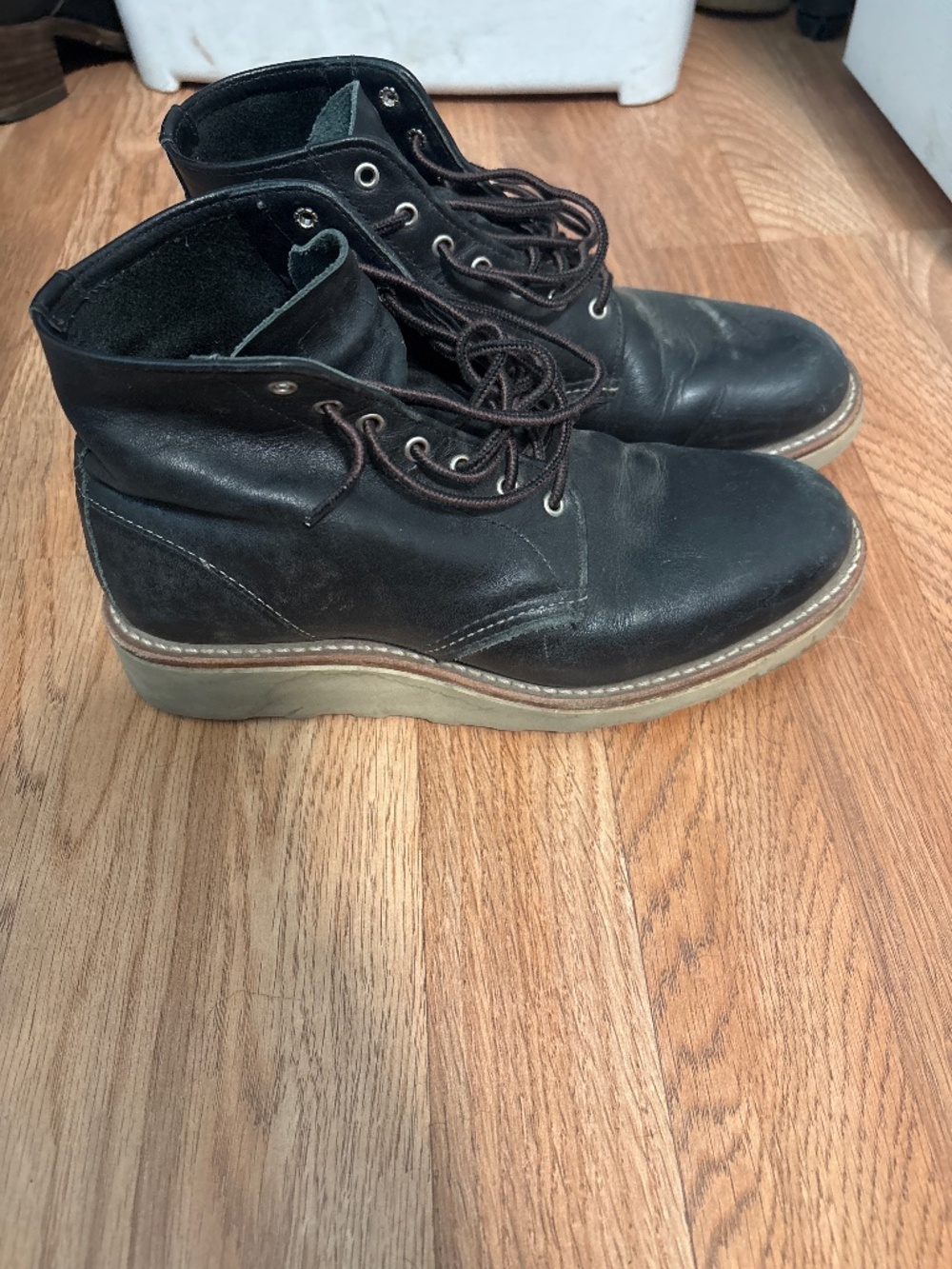 Red Wing Heritage Women’s 7.5 Round Toe Black